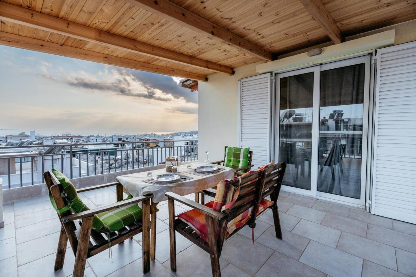 Penthouse Of Diamond * Atény